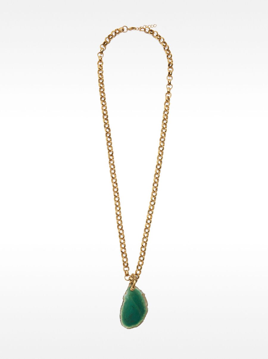Long necklace of links with stone pendant