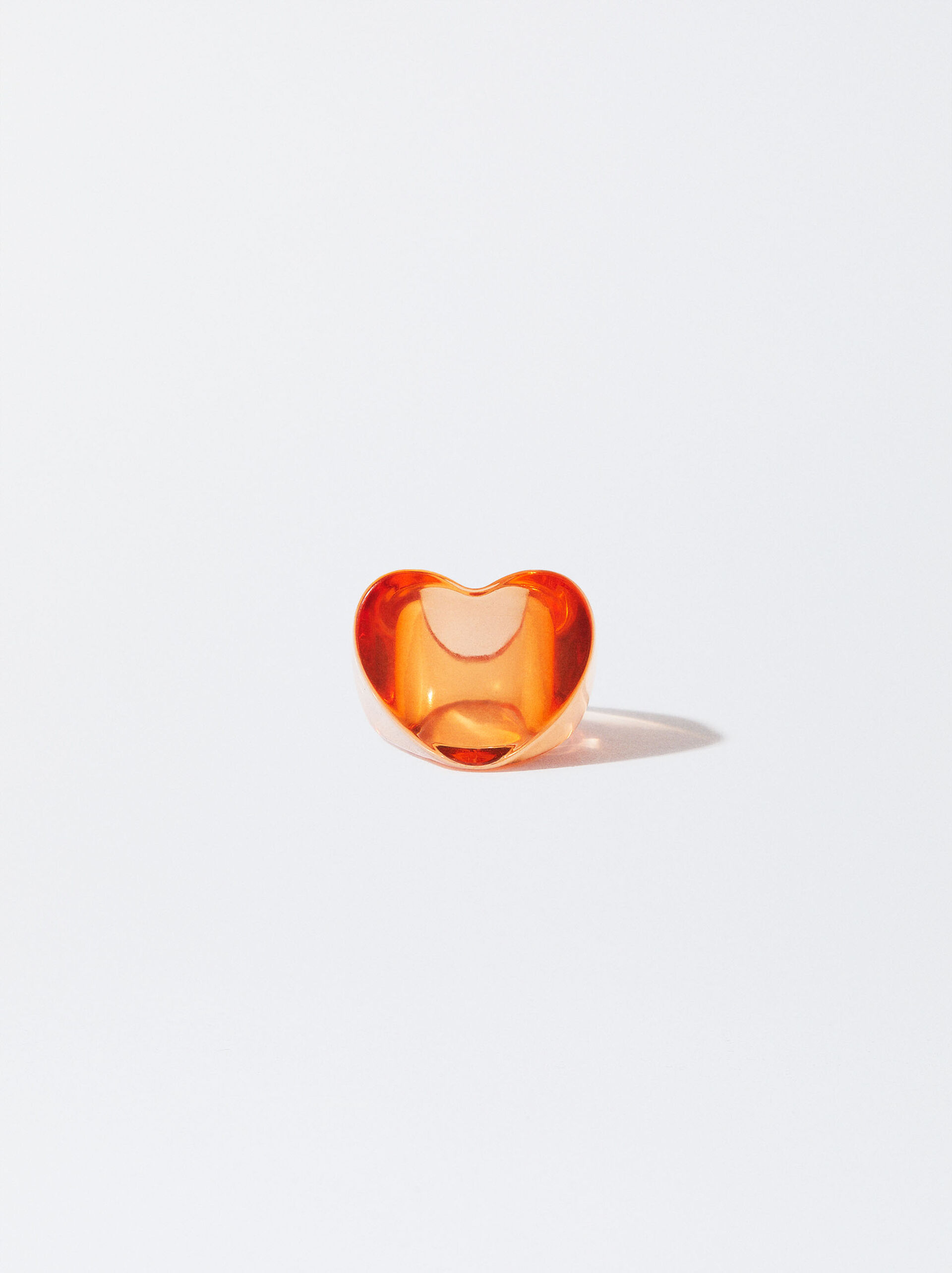 Heart Ring In Resin image number 0.0