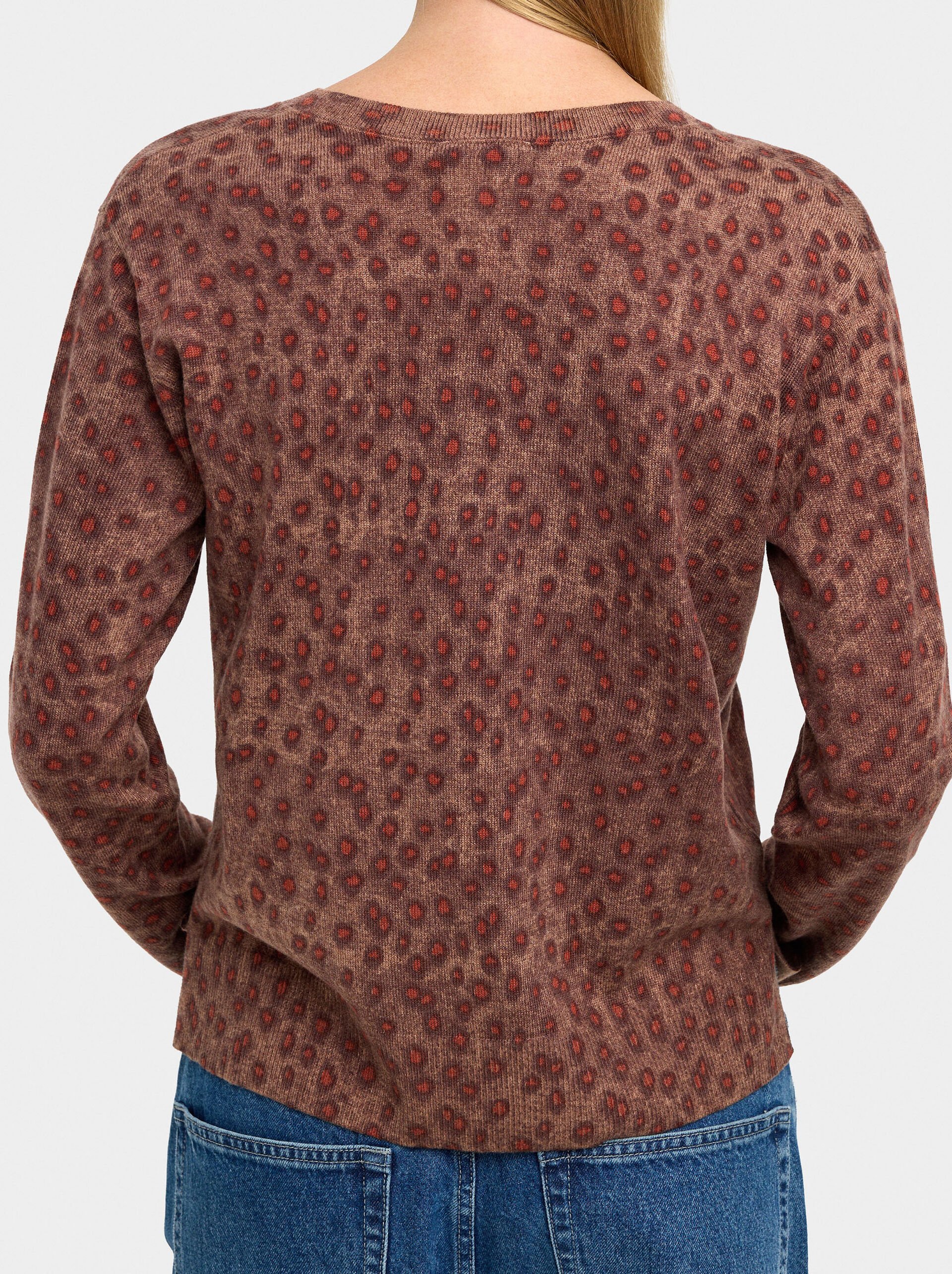 Patterned knit sweater image number 3.0