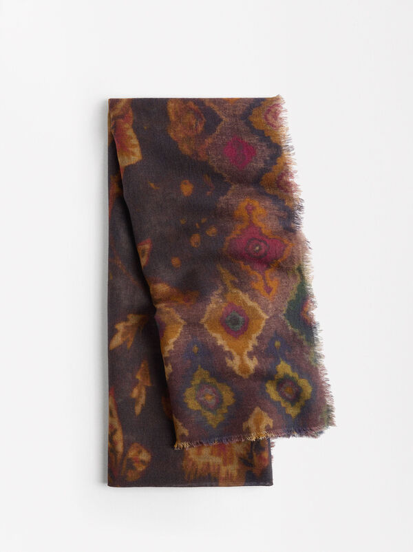Printed scarf with wool