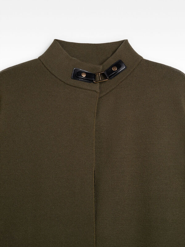 High-neck poncho