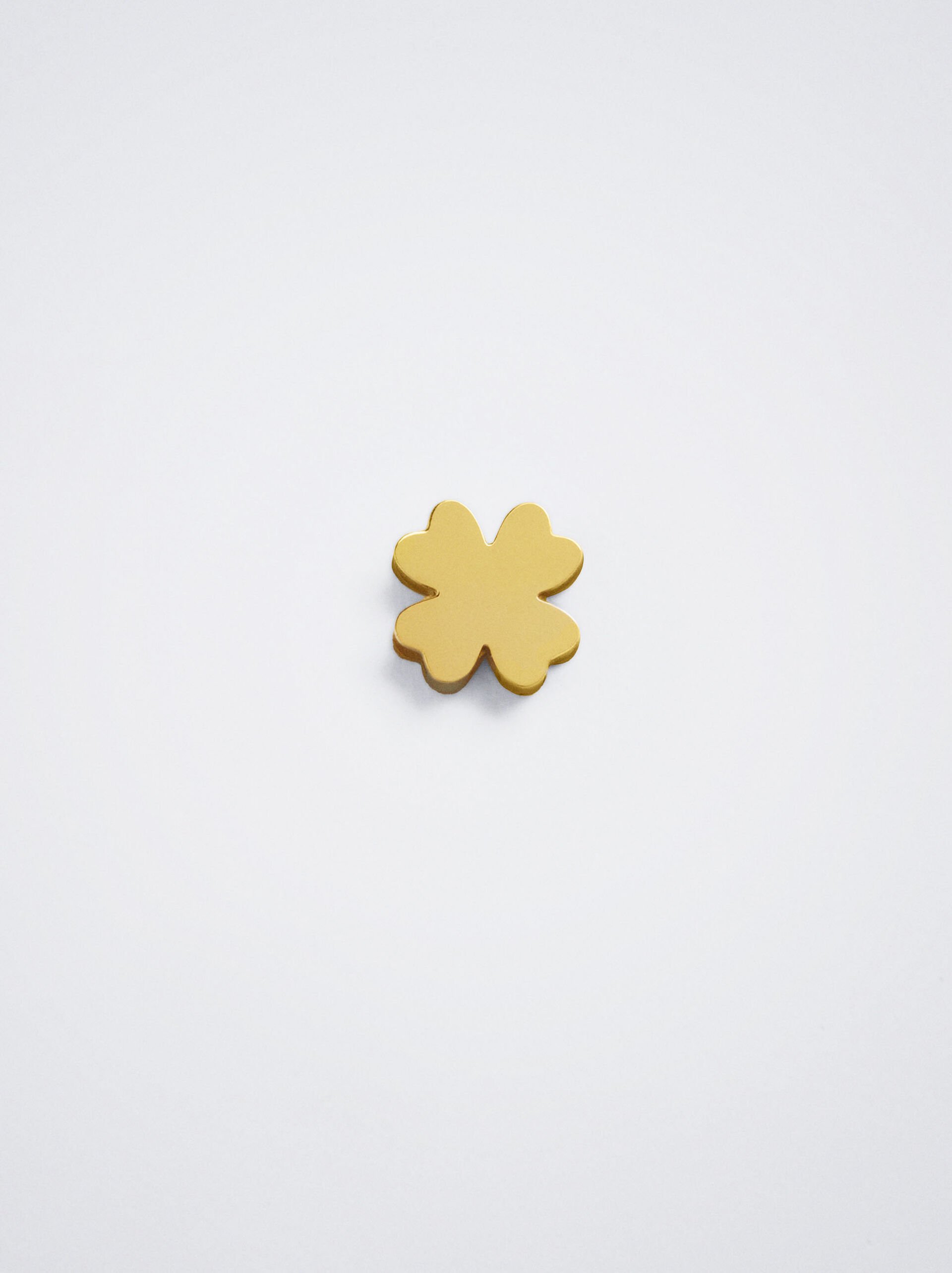 Online Exclusive - Stainless steel charm with shamrock image number 0.0