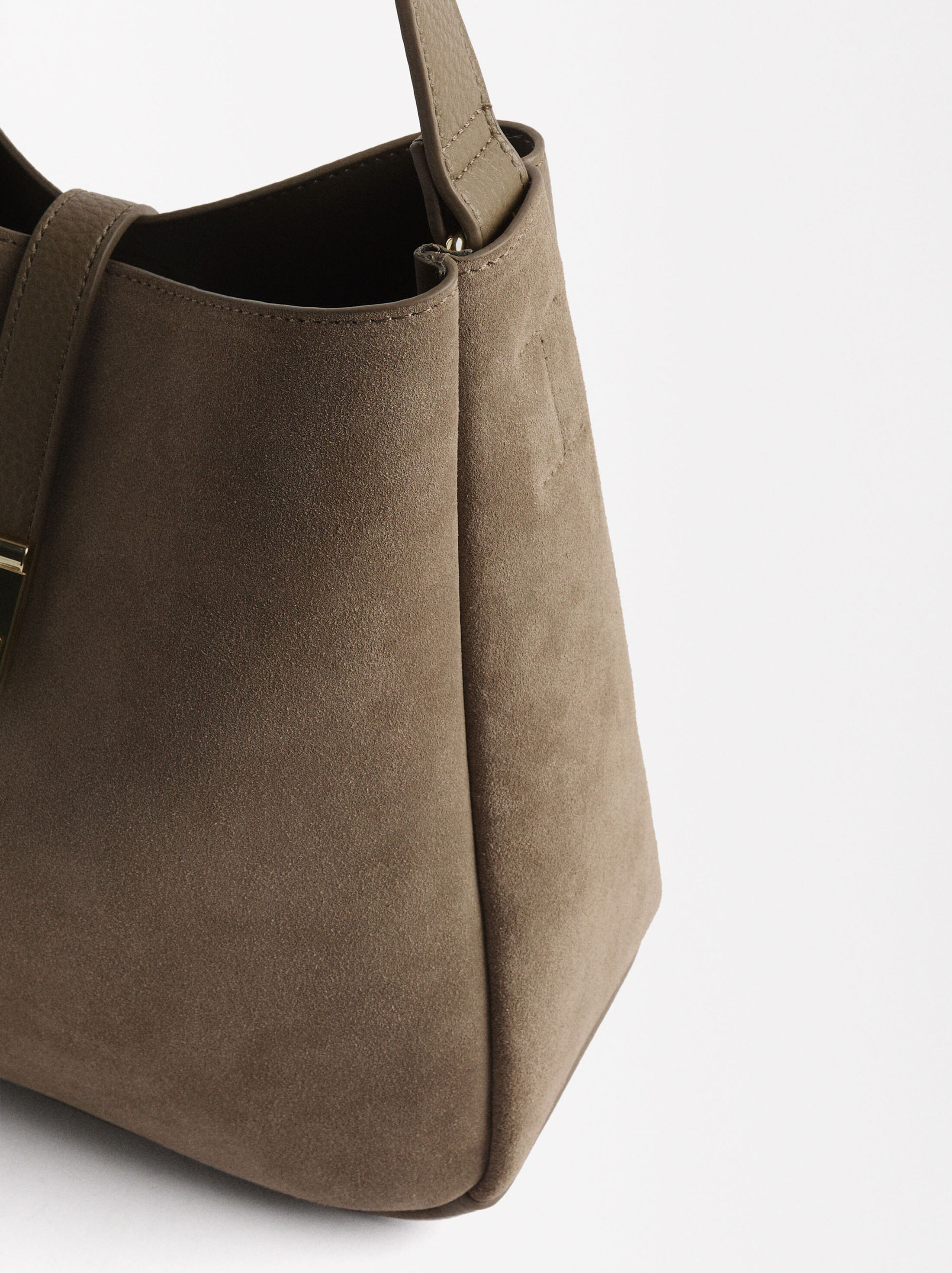 Fur shoulder bag with crossbody pouch image number 3.0