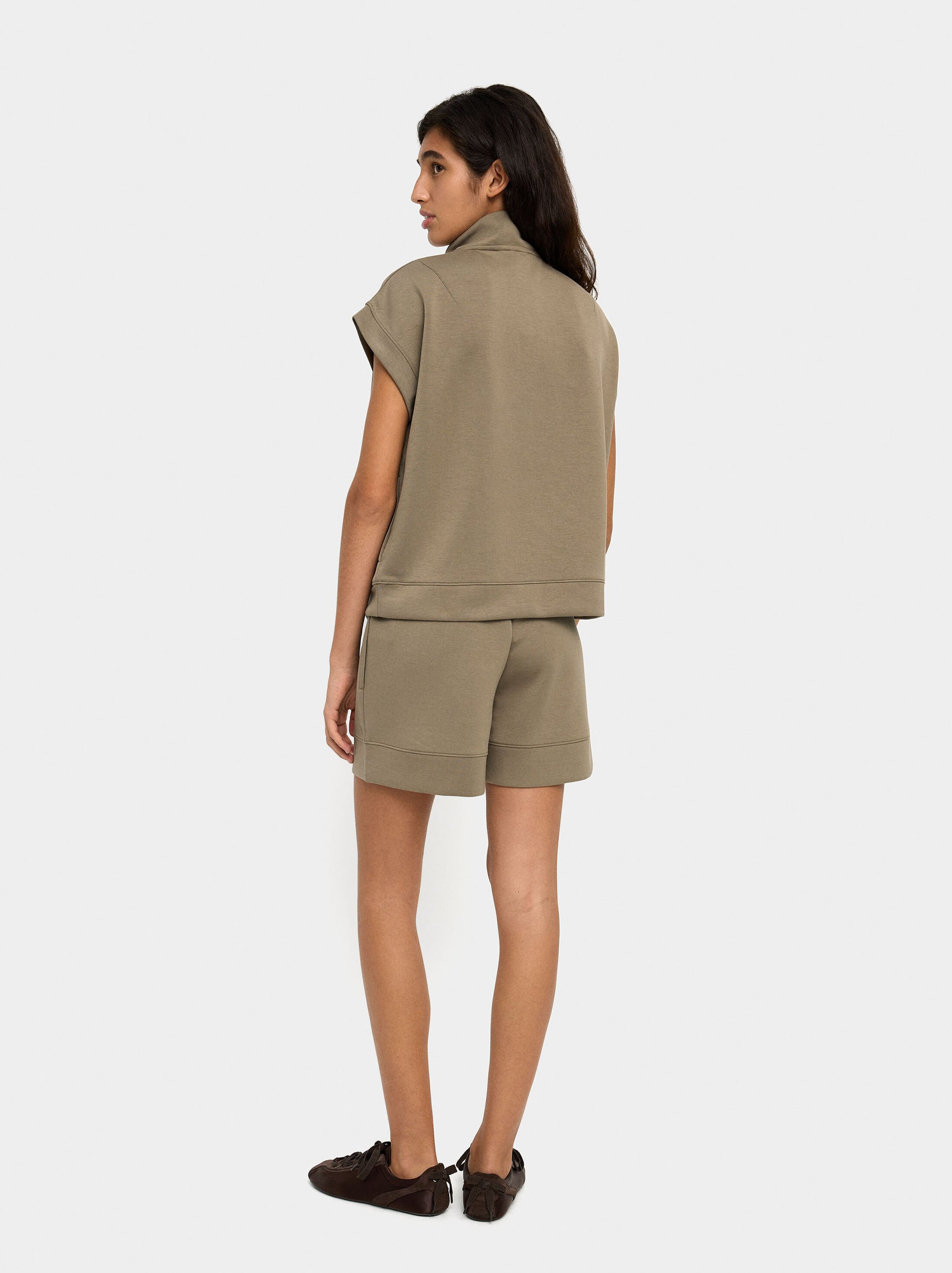 Shorts with elastic waist and soft touch image number 3.0