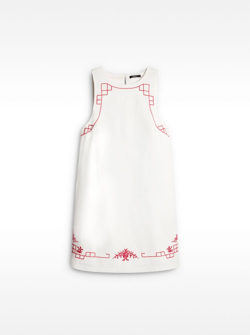 Robe courte avec broderies