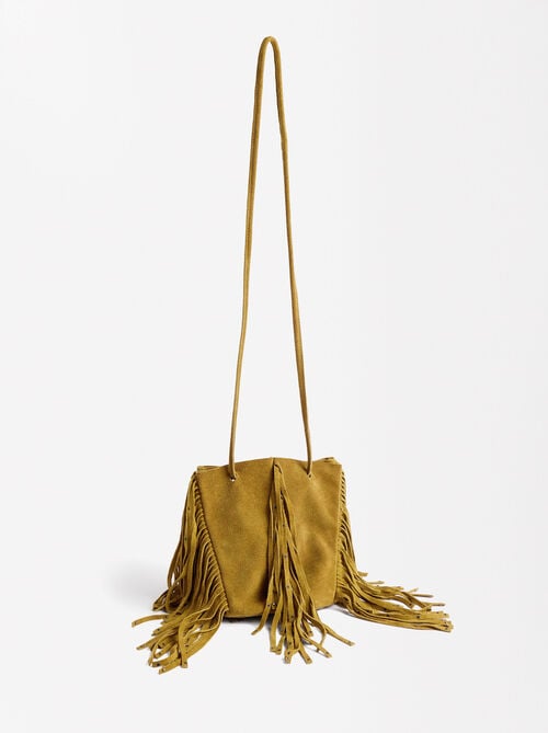 Leather bucket bag with fringes