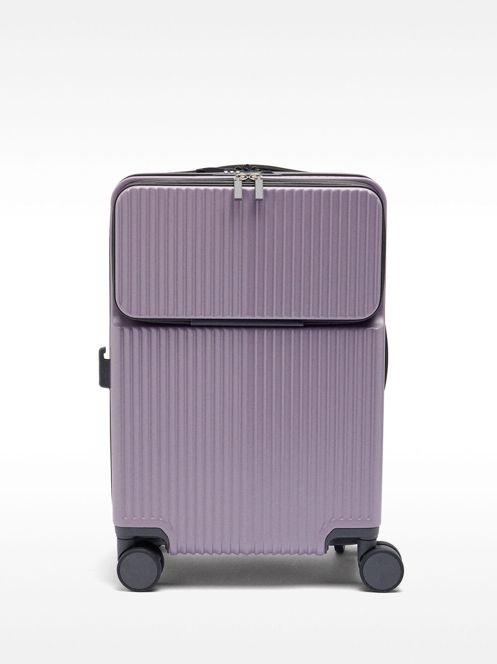 Travel suitcase with texture