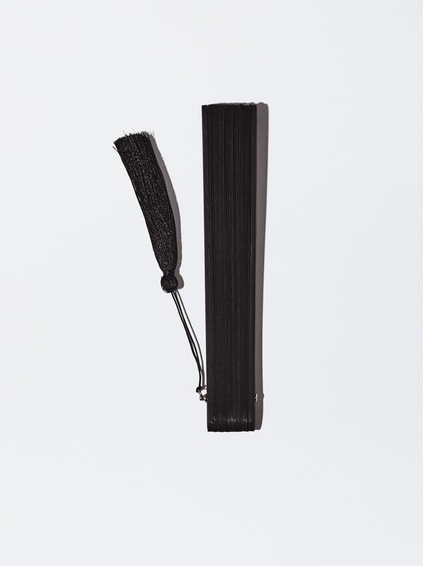 Bamboo perforated fan