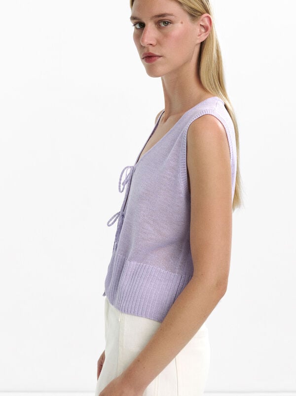 Knit vest