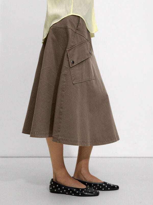 Cotton skirt with pockets