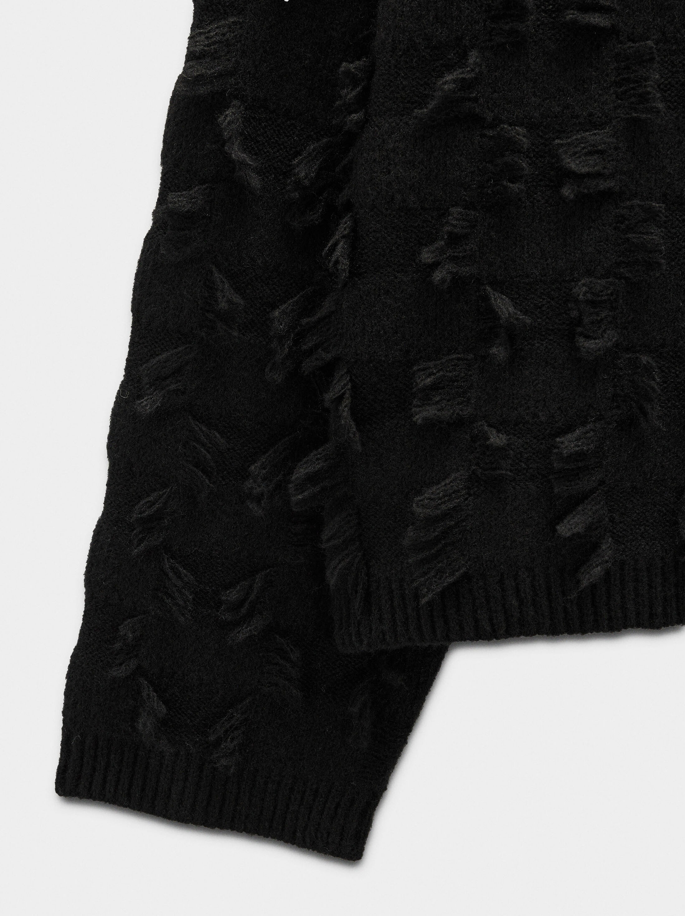 Knitted jumper with fringes image number 5.0