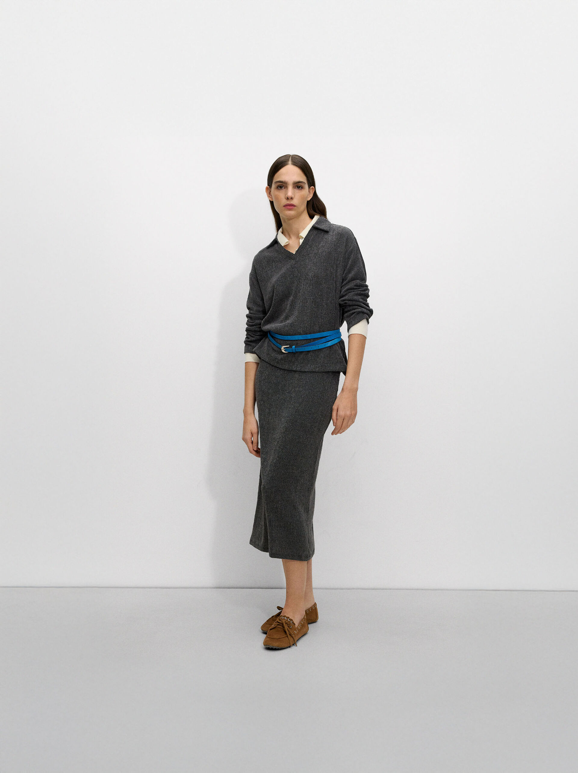 Long textured skirt image number 7.0