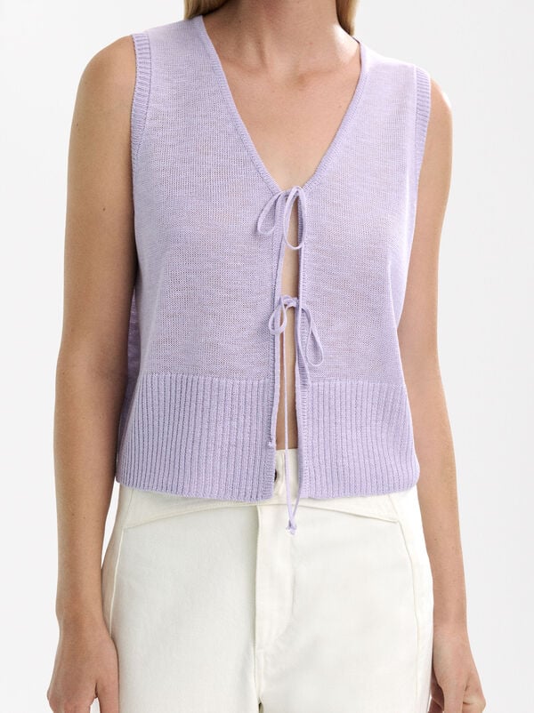 Knit vest