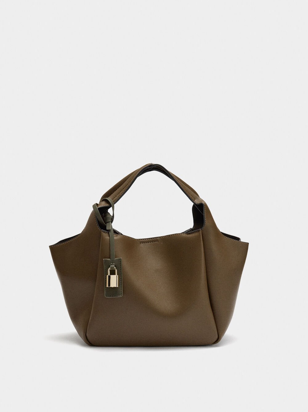 Tote bag with pendant