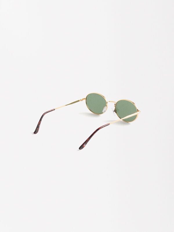 Round sunglasses 
