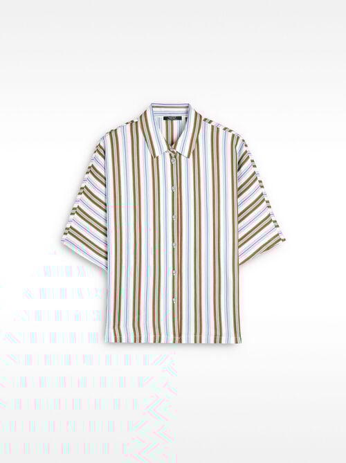 Camisa manga curta às riscas