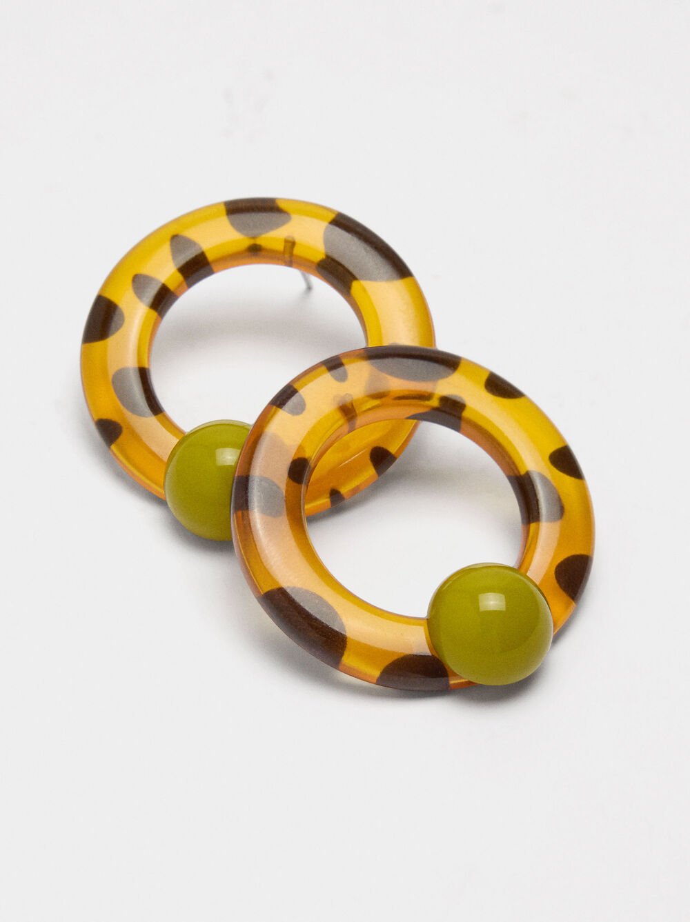 Boucles d'oreilles en anneau avec sphère