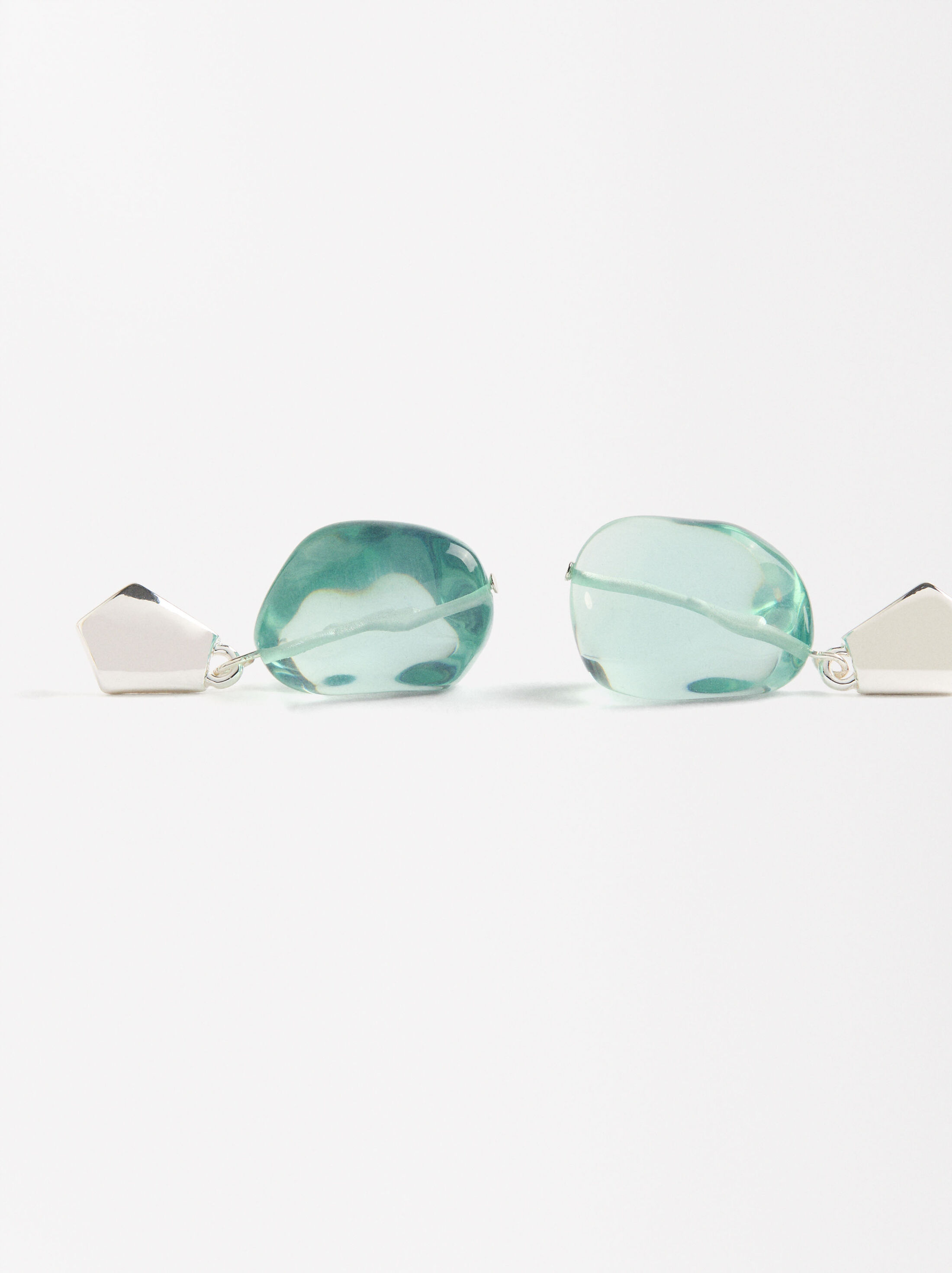 Short earrings with stone effect image number 2.0
