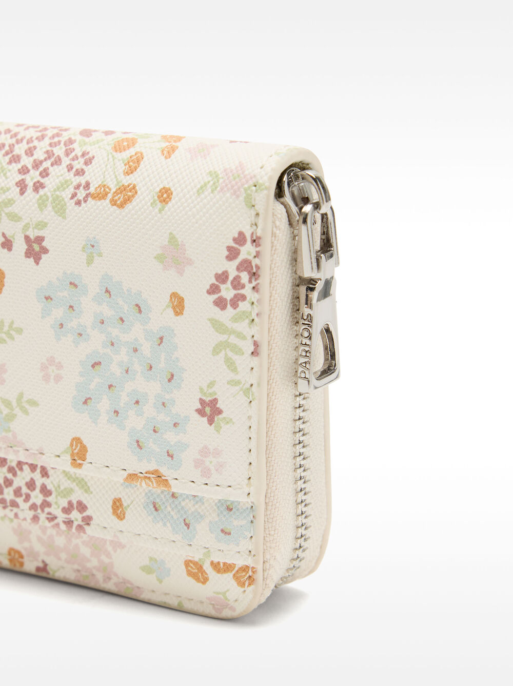 Wallet with textured floral print