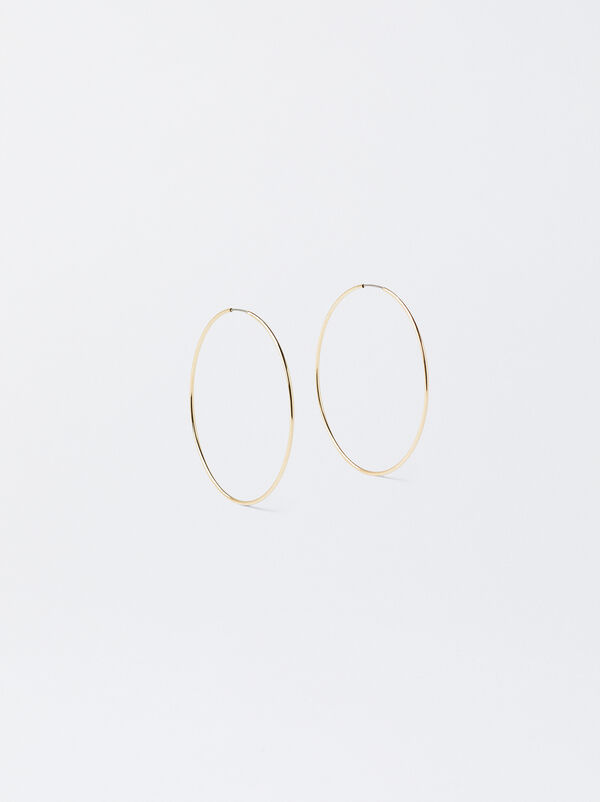 Basic medium hoop earrings