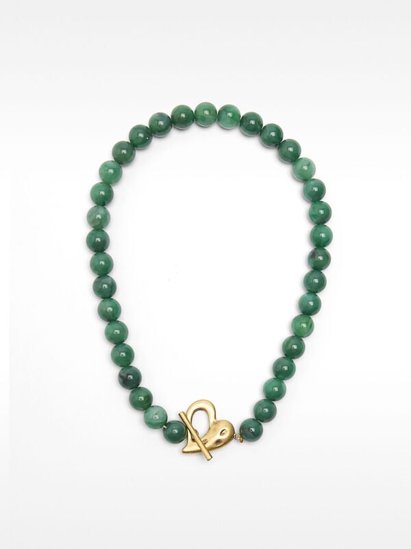 Short necklace with stone-effect beads