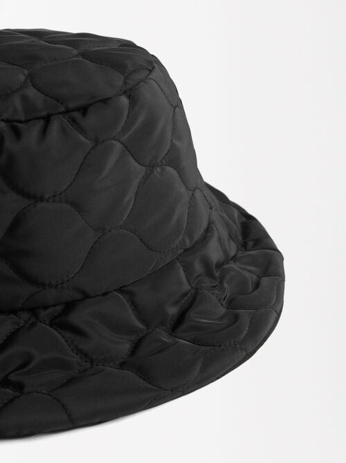 Quilted bucket hat