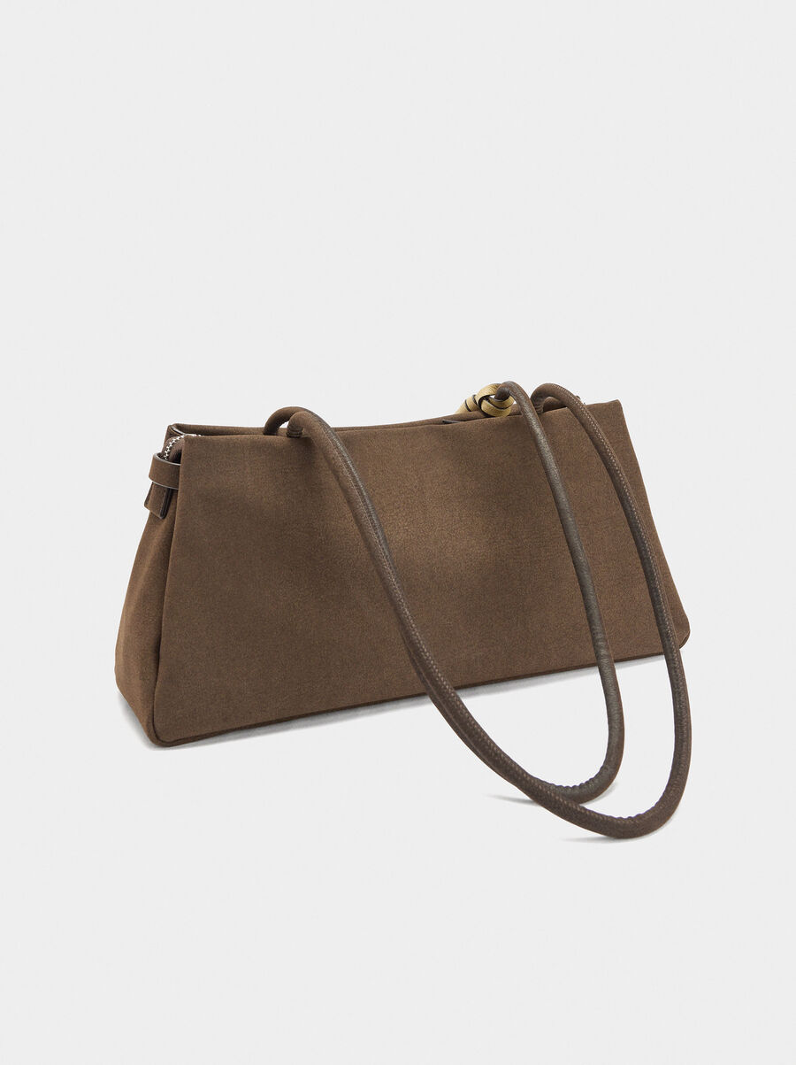 Bolso de hombro efecto piel con colgante