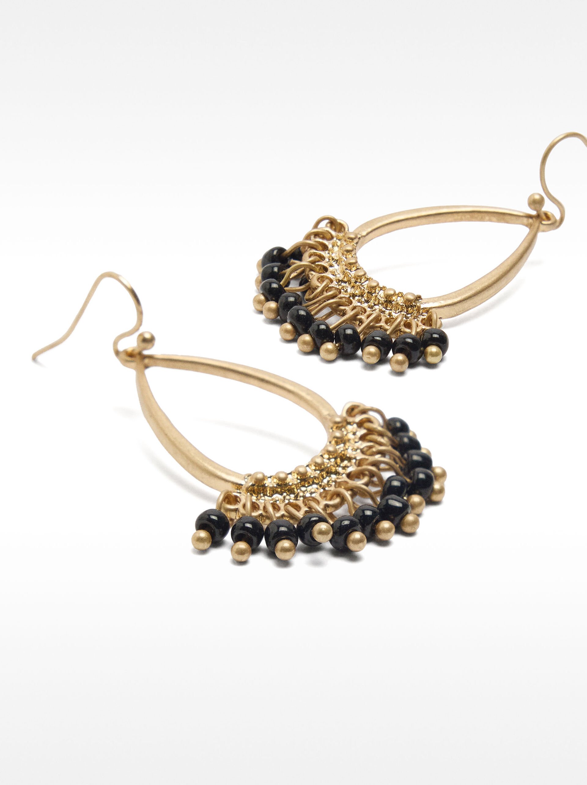 Drop earrings with beads image number 1.0