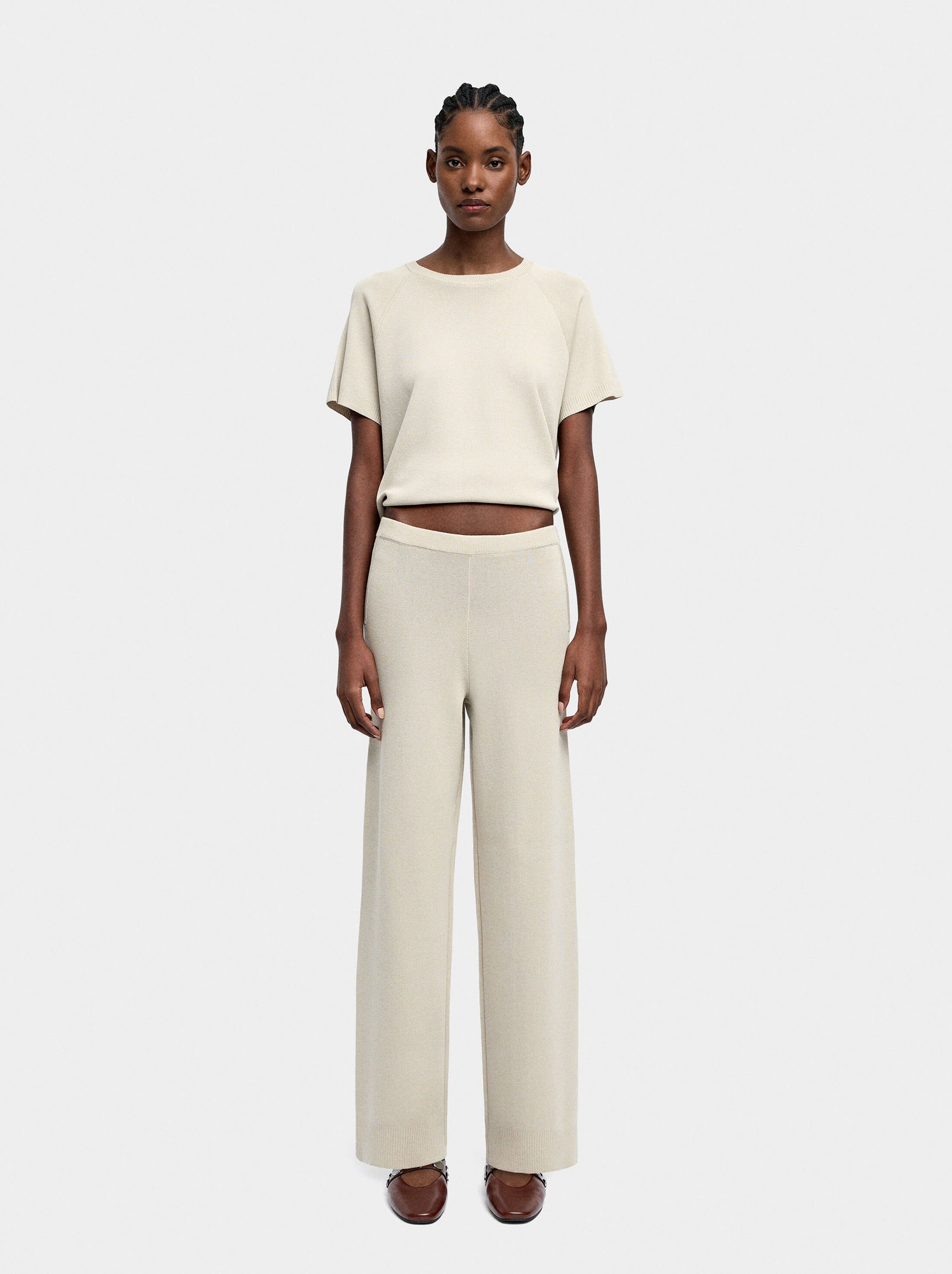 Elastic waist knit trousers image number 3.0
