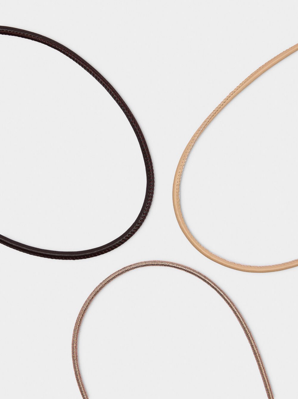 Set of necklaces with cord