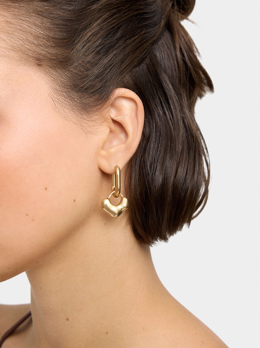Hoop earrings with heart
