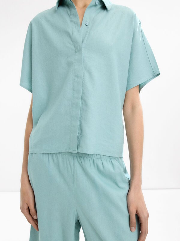 Short-sleeve linen-blend shirt