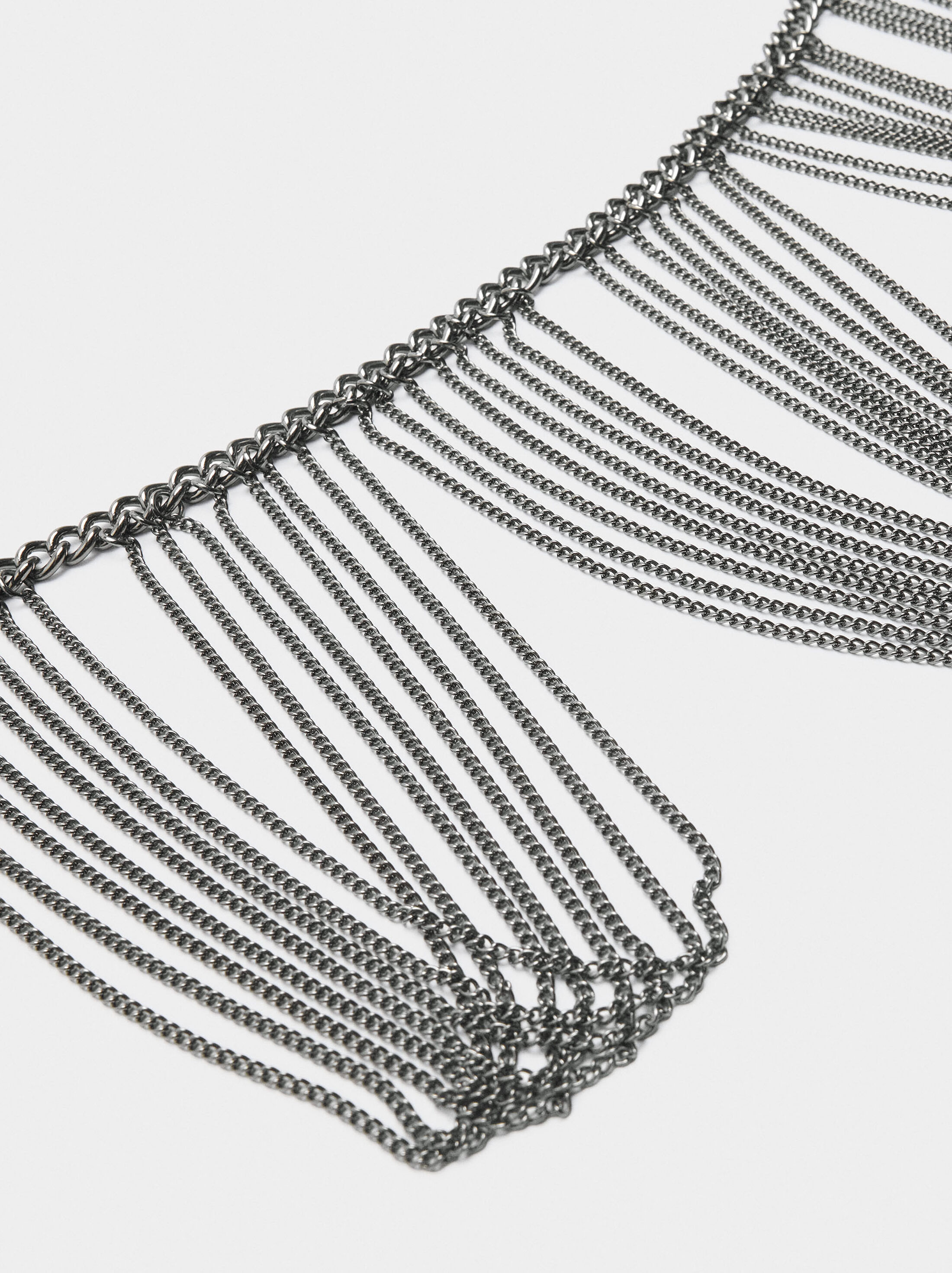 Chain belt with metallic fringes image number 2.0