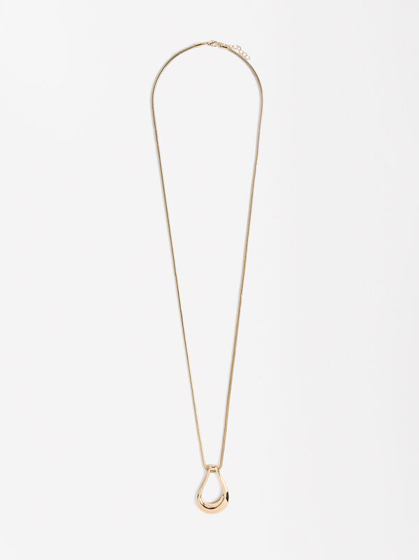Colar com pendente oval