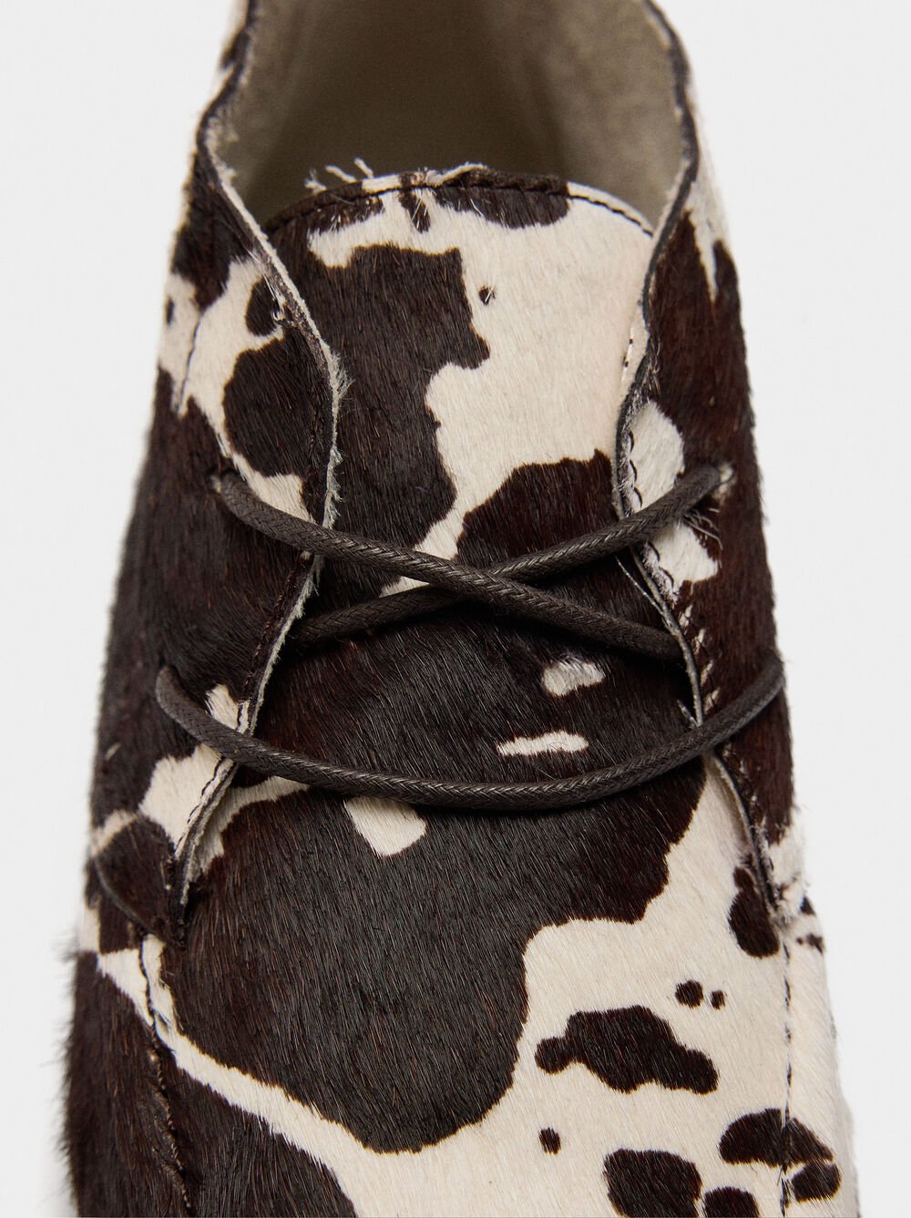 Flat leather ankle boots