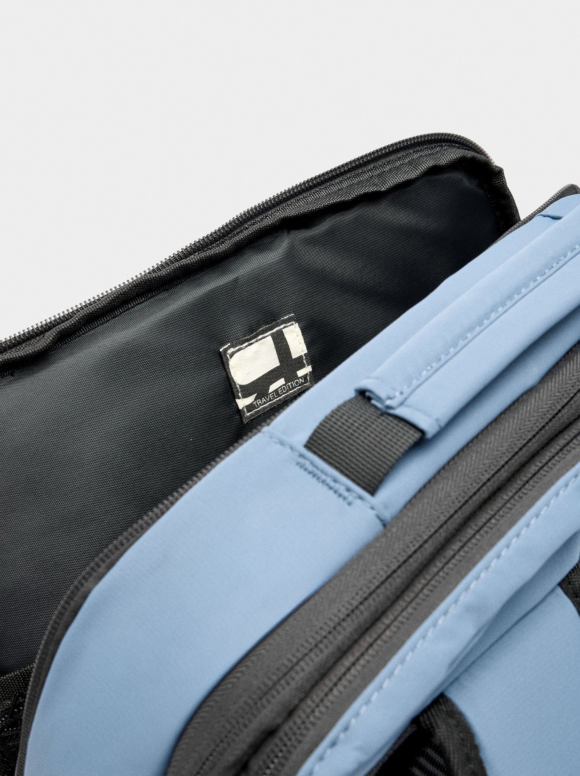 Kabinenrucksack aus Nylon image number 6.0