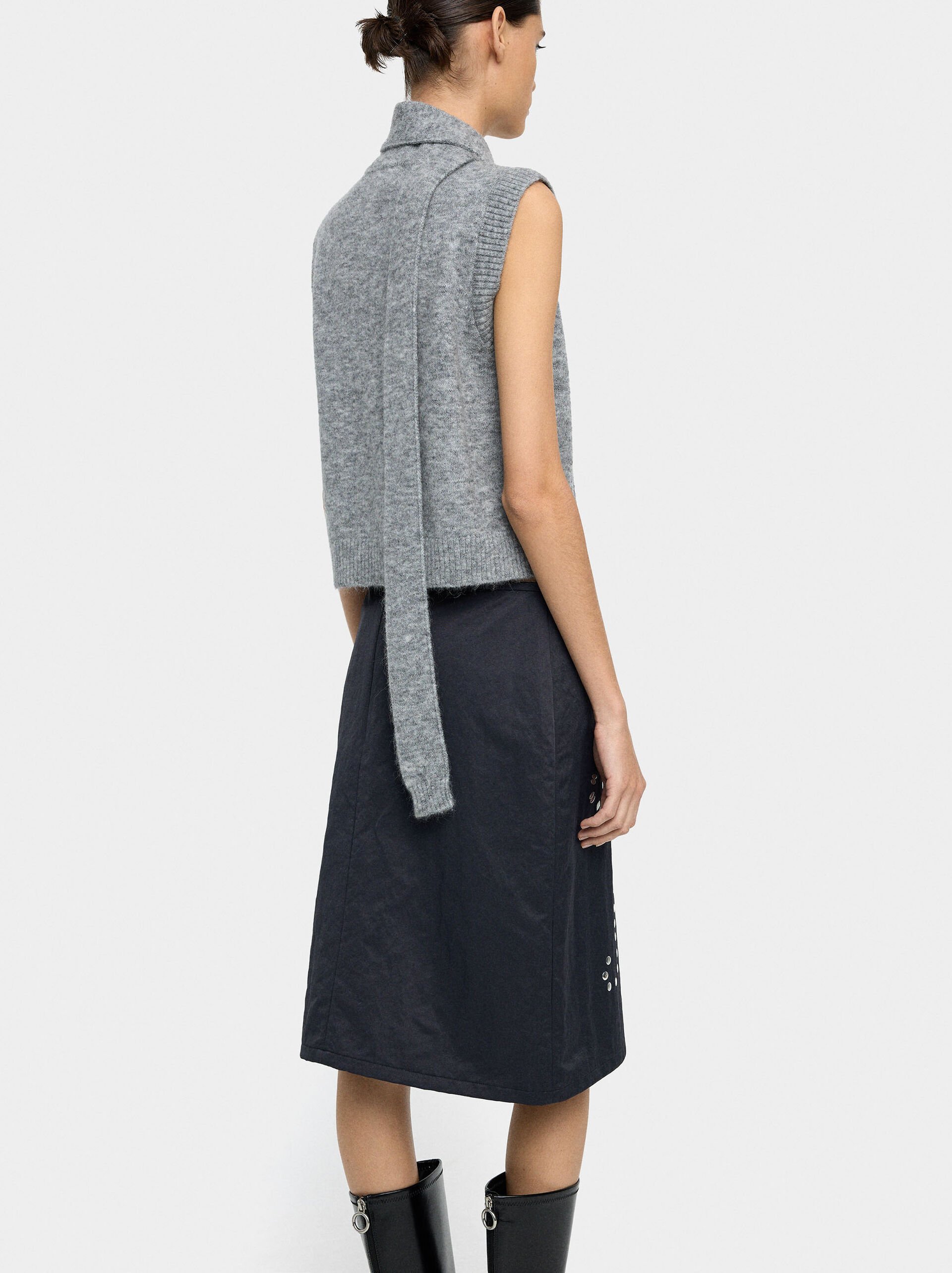 Knit vest image number 4.0