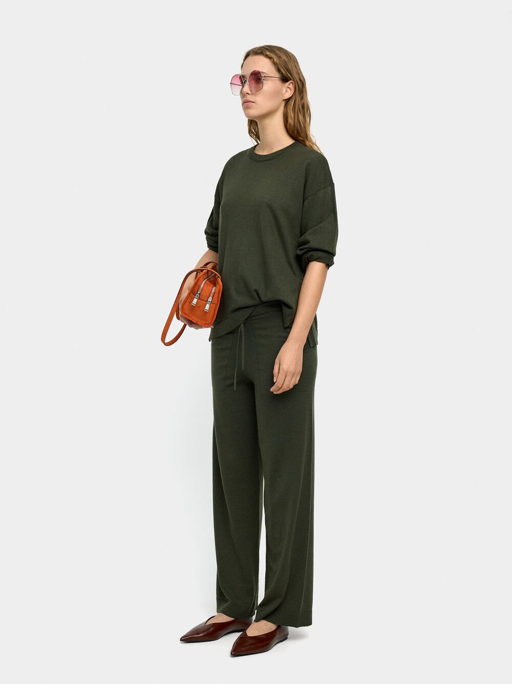 Plain knit sweater