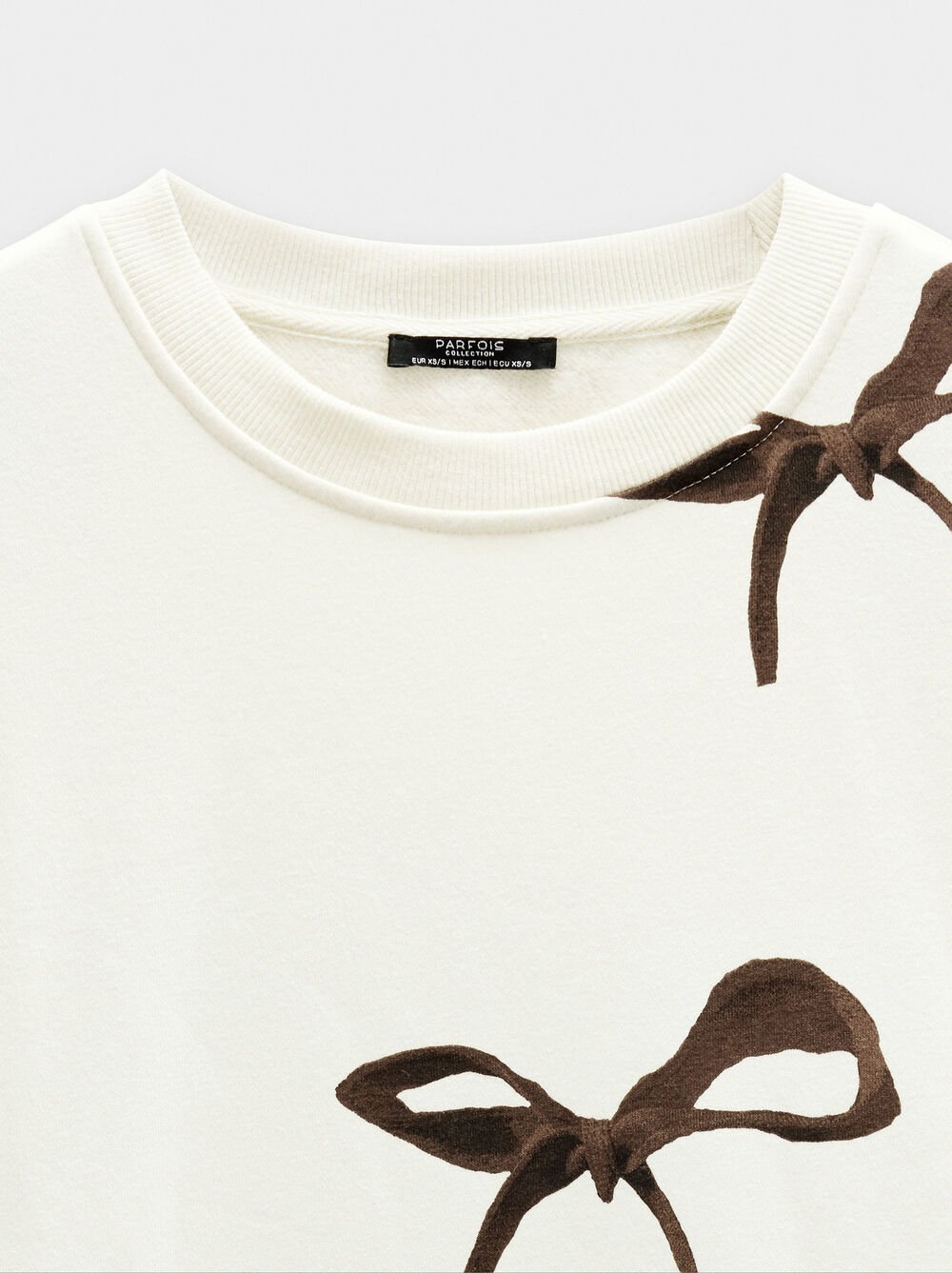 Sweatshirt with printed bows