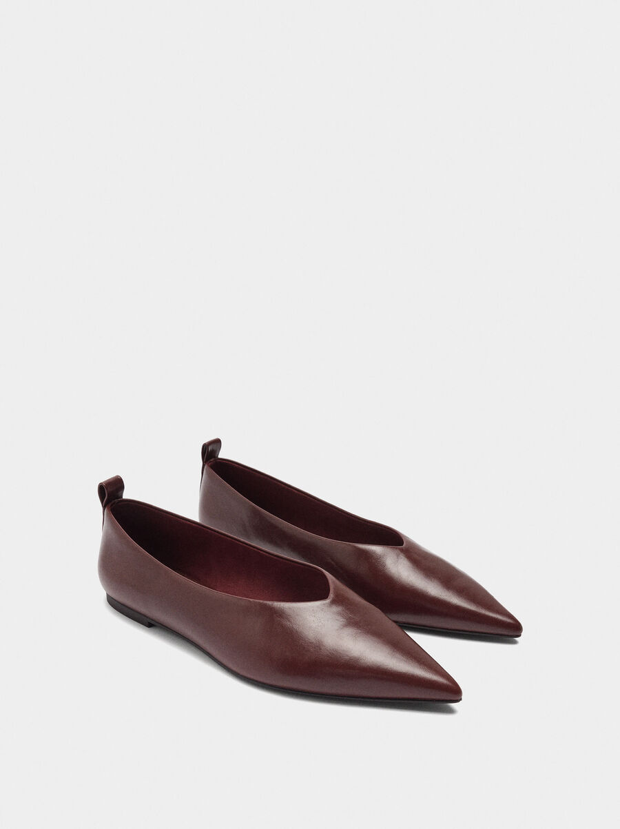 Leather ballet flats