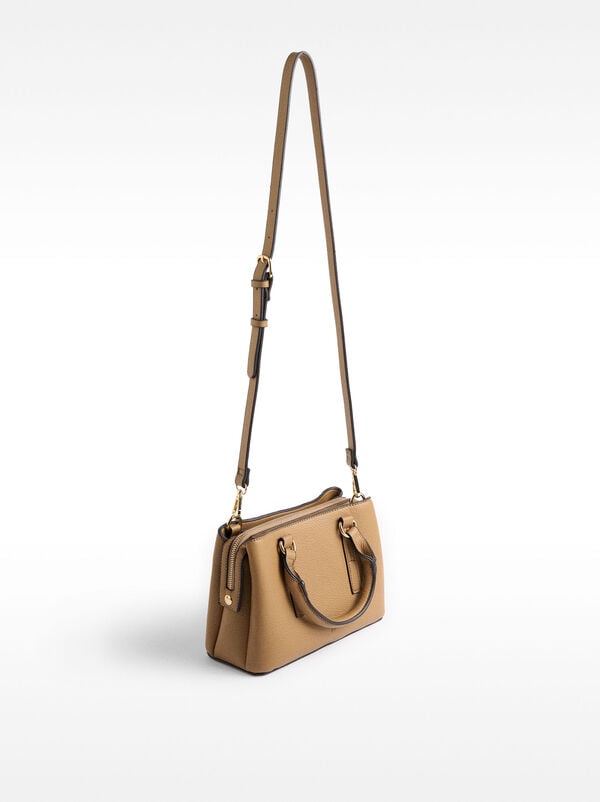 Tote bag with shoulder strap