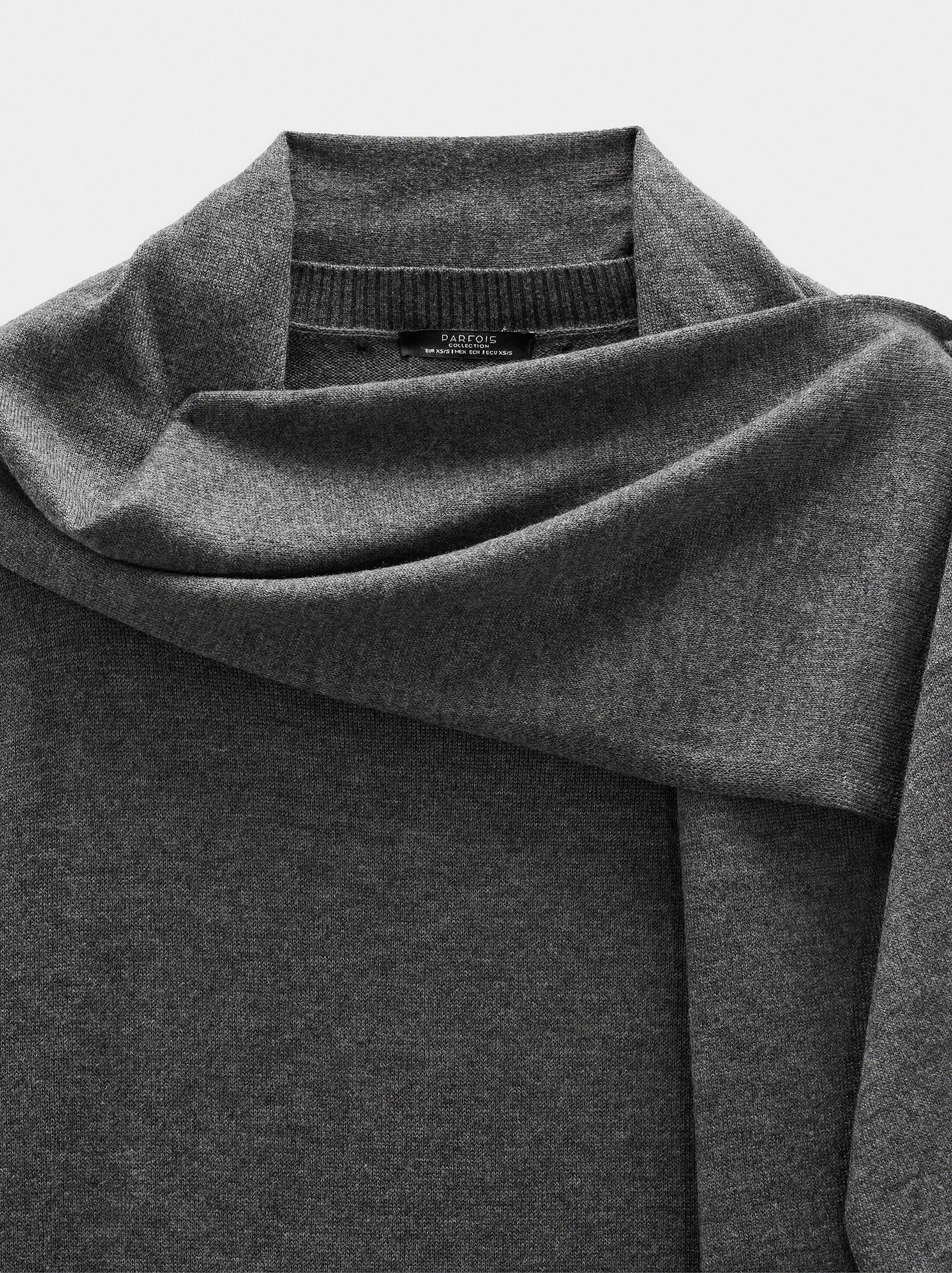 Vestido midi de malha com cachecol  image number 6.0