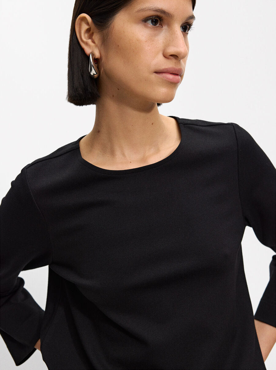 Long sleeve T-shirt