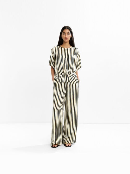 Pantalón de rayas con cintura elástica