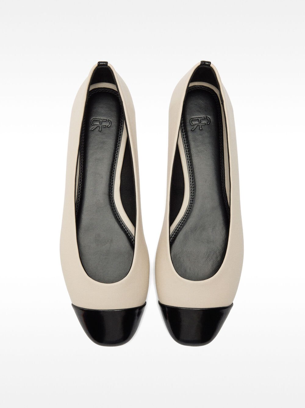 Contrast ballet flats 