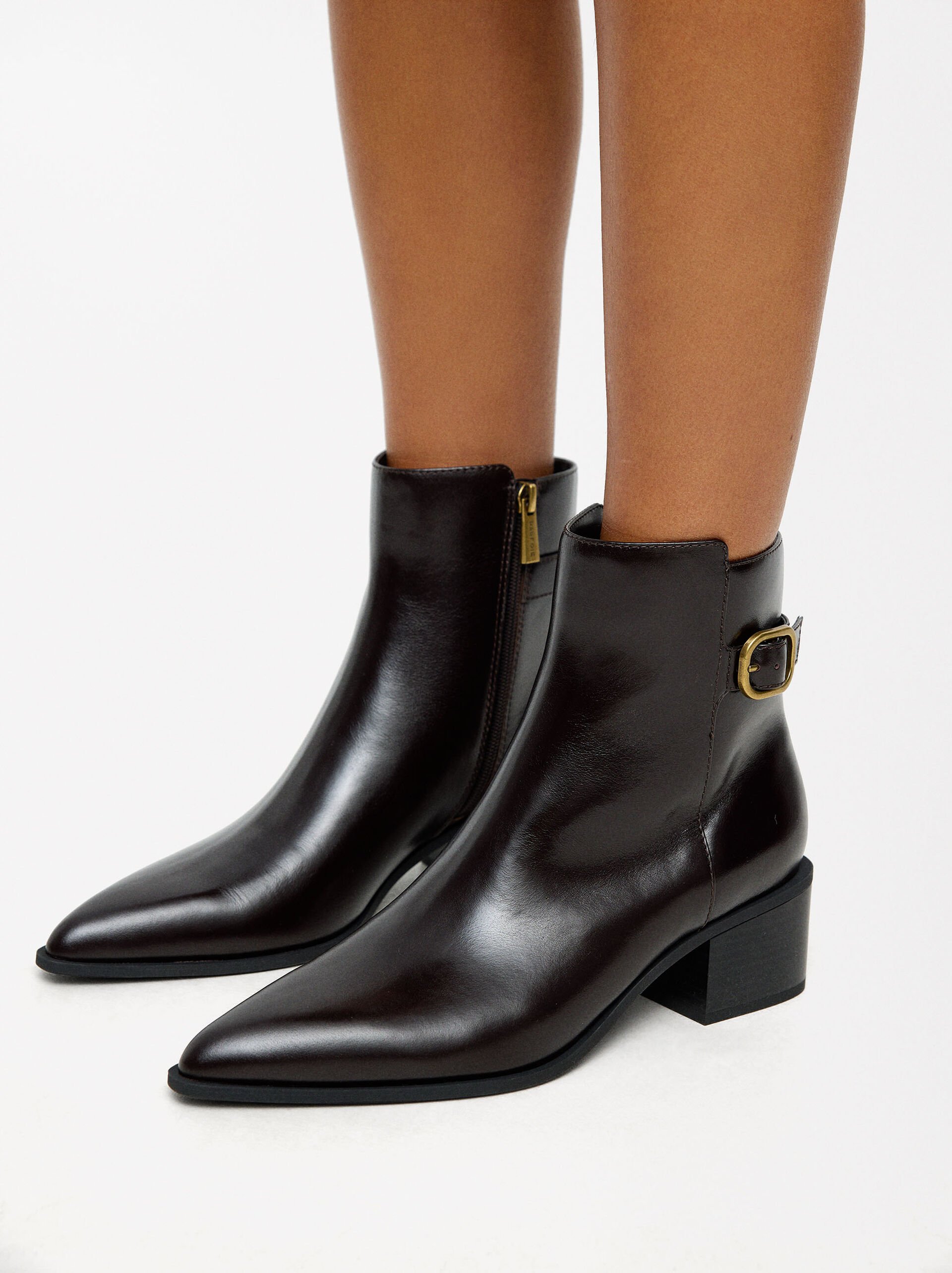 Leather ankle boots with buckle image number 1.0