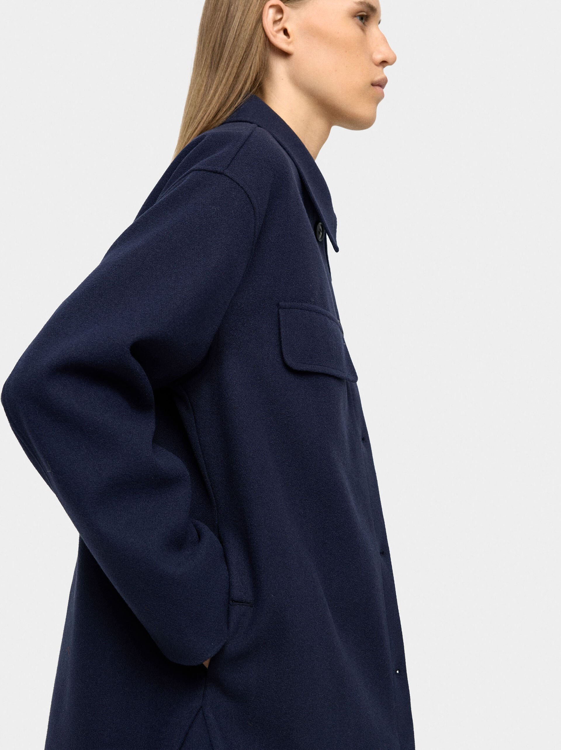 Overshirt with lapels image number 2.0