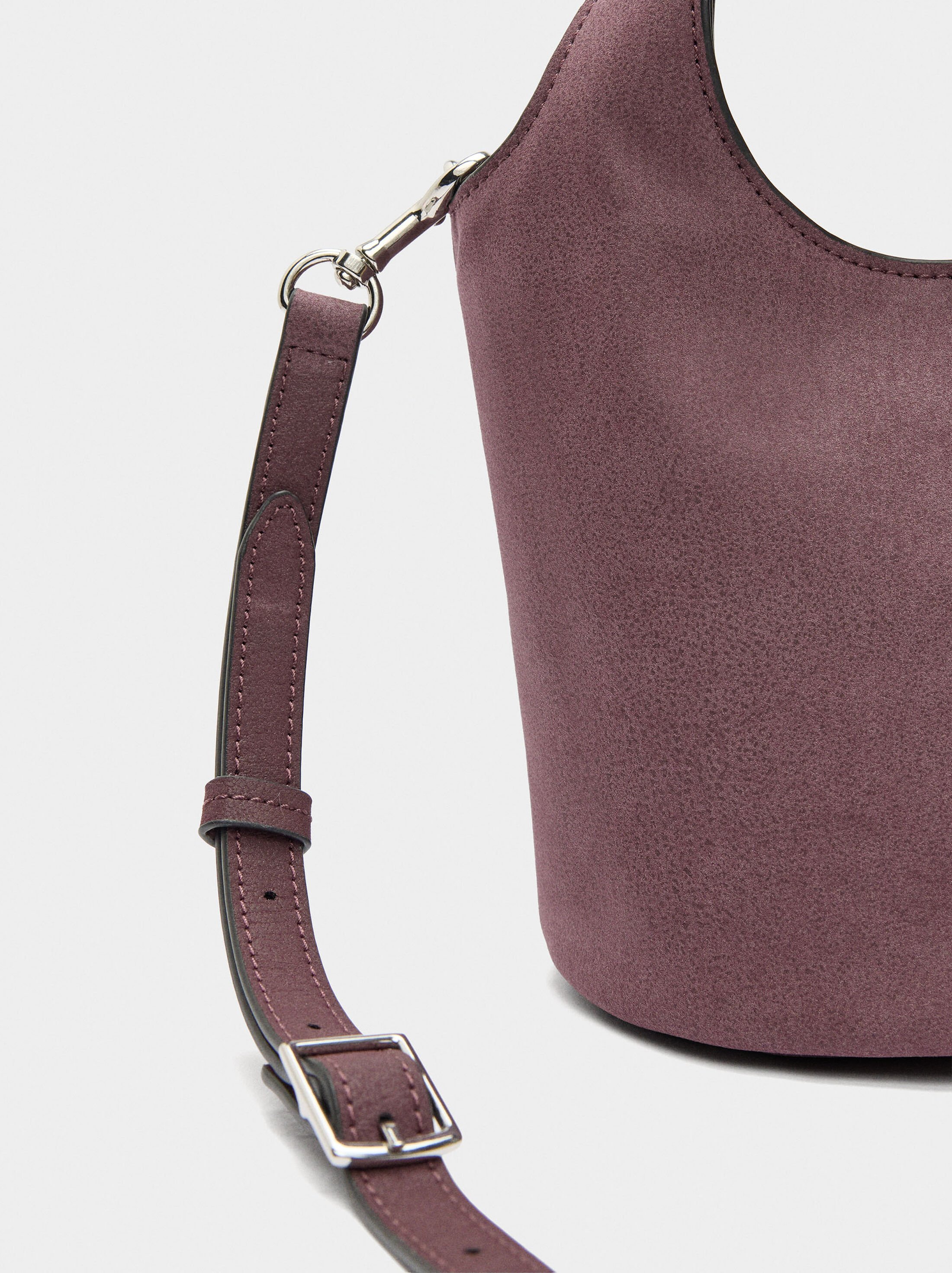 Leather-effect bucket bag image number 2.0