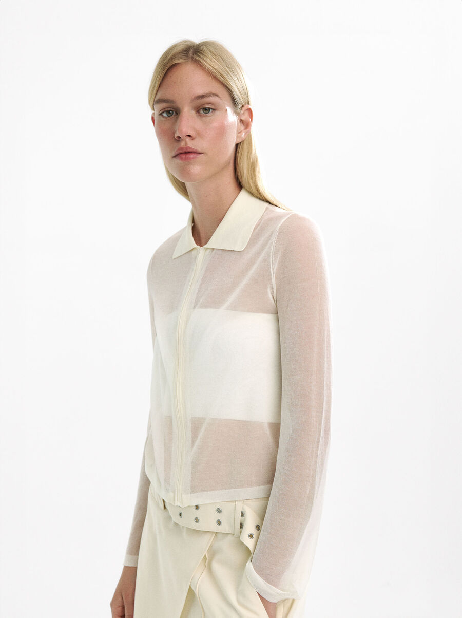 Knit shirt with zipper