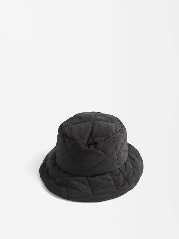 Bucket hat